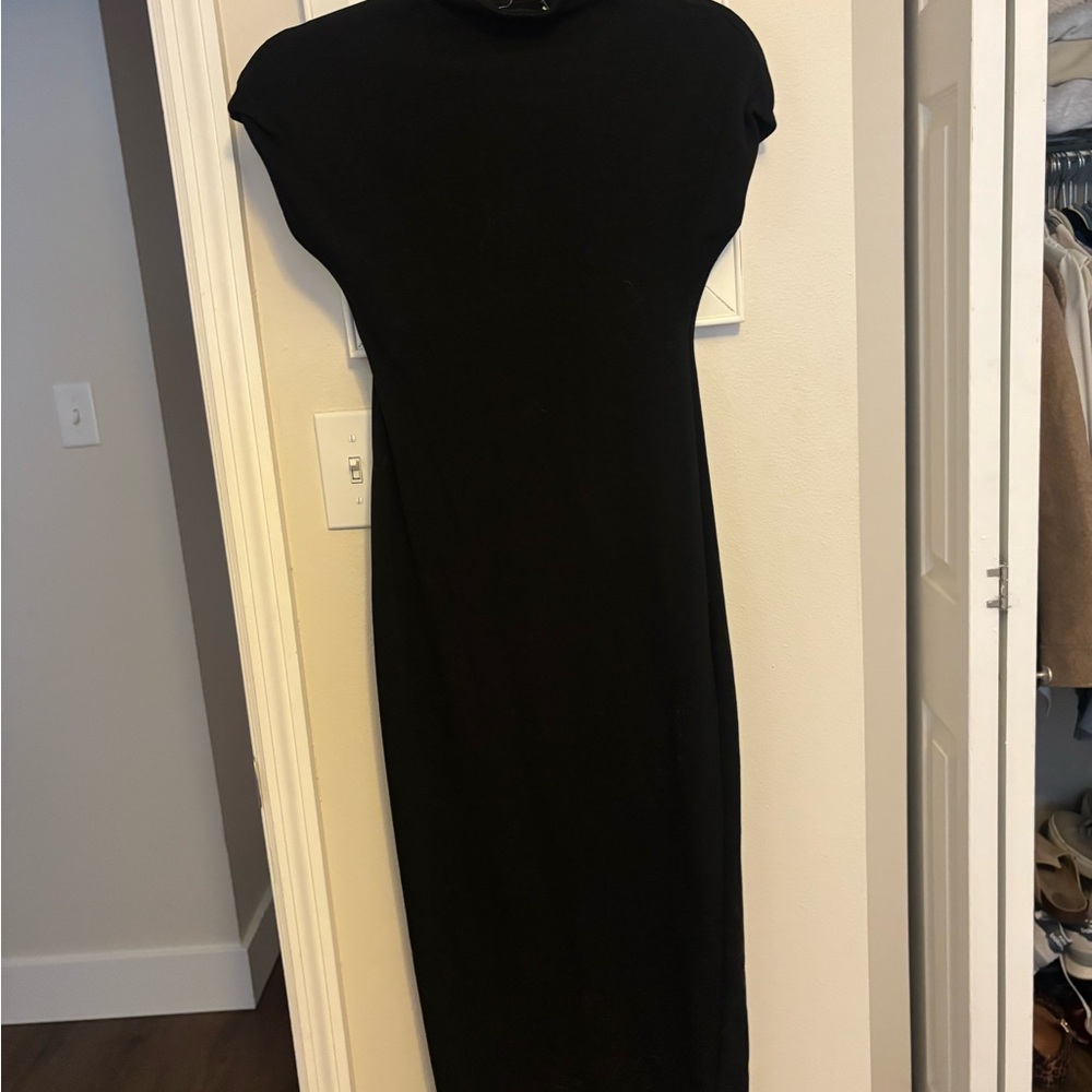 Zara Black Short Sleeve Bodycon Midi Dress - Picture 2 of 4